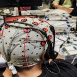 Нейроинтерфейсы: Как мозг учится управлять машинами